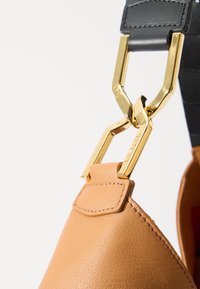Lancel PAGODE - Cabas - camel/black