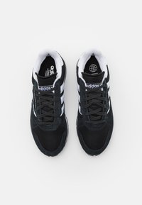 adidas Originals TREZIOD 2.0 - Tenisky - core black/footwear white/grey three