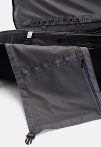 The North Face BASE CAMP ROLLING THUNDER 36 UNISEX - Trolley - black/white