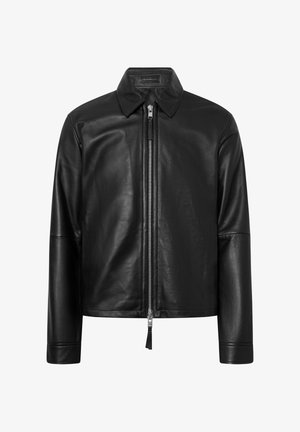 Schwarze Lederjacke mit einem Reißverschluss auf der Vorderseite, spitzem Kragen, langen Ärmeln und einer glatten, matten Oberfläche.