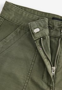 Next WIDE REGULAR FIT zielony
