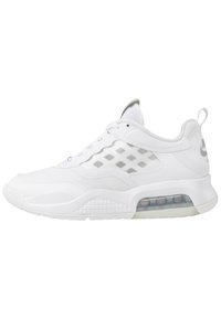 Jordan MAX 200 - Sapatilhas - white/metallic silver