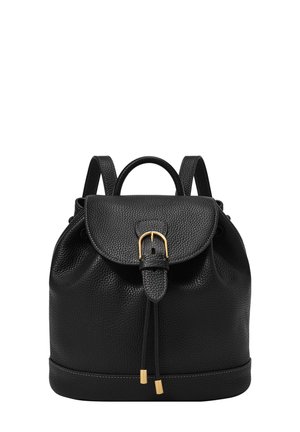 Schwarzer Leder-Rucksack mit strukturierter Oberfläche, Kordelzugverschluss, Klappenoberseite und goldenen Hardware-Akzenten. Verfügt über doppelt verstellbare Träger.