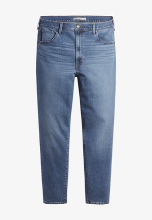 Jean en denim bleu à coupe droite, design cinq poches, passants pour ceinture, fermeture par bouton et zipper à la taille.