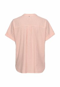 Korte mouw, relaxed-fit shirt in lichtroze met witte strepen. Heeft een geplooide achterkant en een afgeronde zoom voor een casual uitstraling.