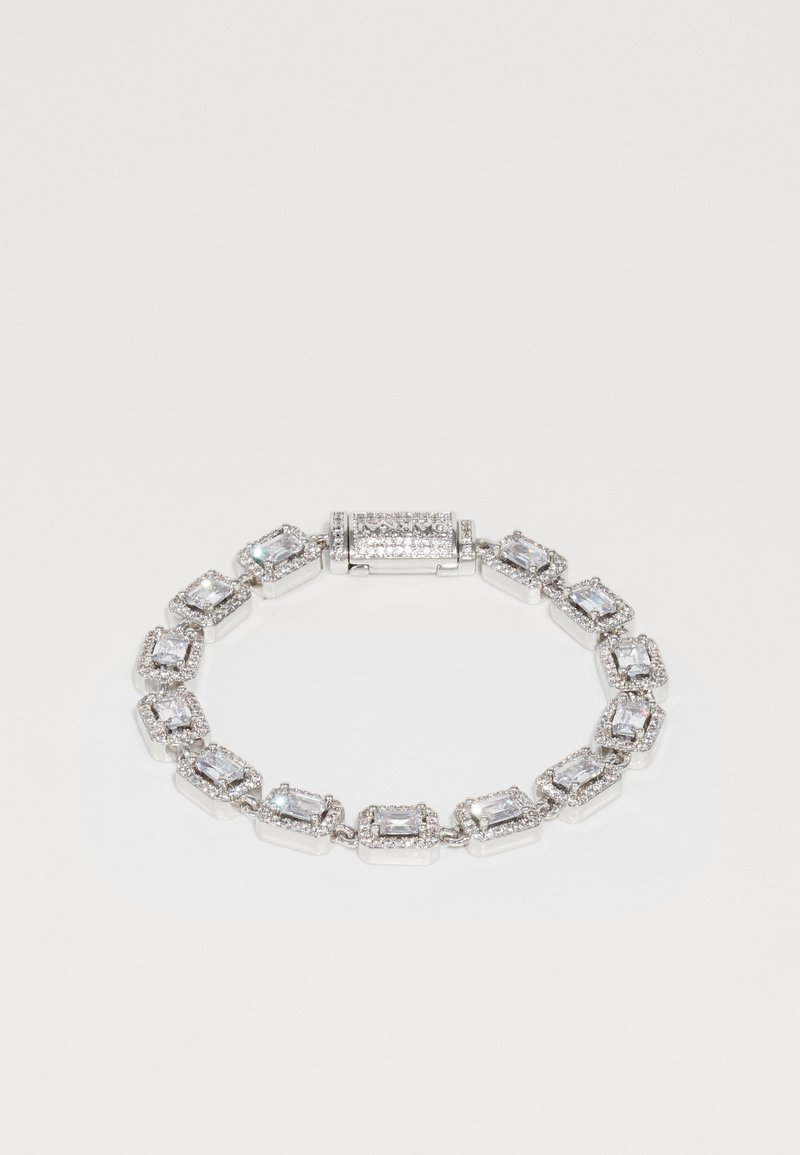 Bracciale in argento con link rettangolari allungati, decorato con pietre trasparenti, alternate a dettagli in metallo lucido. Chiusura sicura a moschettone.
