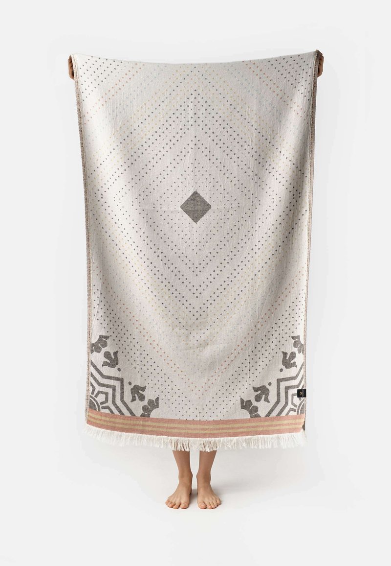 MAЯSIKØH NAXOS - Strandhanddoek - beige