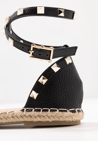RAID Wide Fit Espadrilles - black