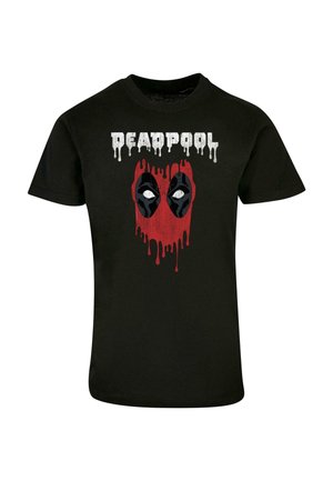 Schwarzes T-Shirt mit einem roten Deadpool-Masken-Graphic, darüber weißem, tropfendem Text und schwarzen Akzenten um die Augen. Baumwollmaterial.