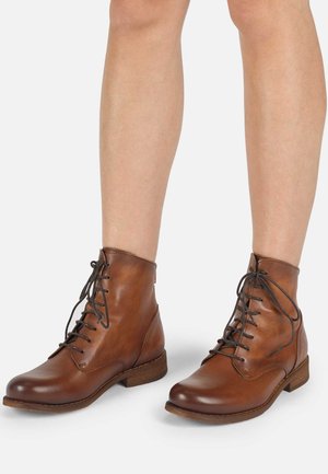 Lace-up ankle boots - namibia