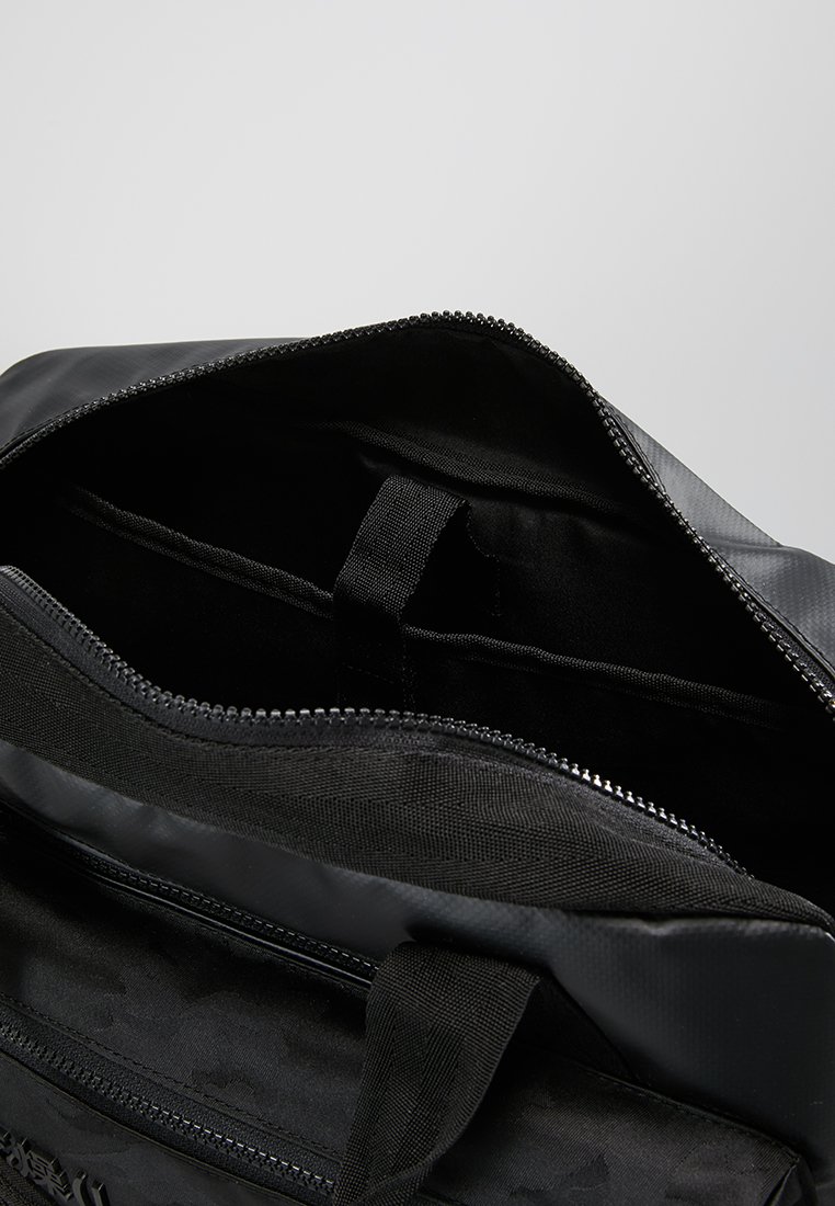 superdry freeloader laptop bag