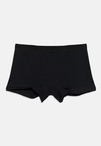 Μαύρο, αδιάκοπο, ανδρικού στυλ φορμάκι εσώρουχο με φαρδύ ελαστικό ζωνάκι, απλωμένο σε επίπεδη επιφάνεια σε λευκό φόντο.