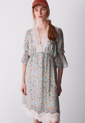 United Colors of Benetton, Vestido informal - multicolor