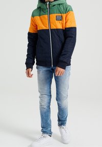 WE Fashion REVERSIBLE JAS MET COLOURBLOCK - Tunn jacka - green