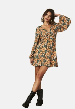 NÜD by Nekane CORTO MANGA LARGA - Vestido informal - multicolour