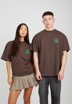 UNISEX - Nyomott mintás póló - brown