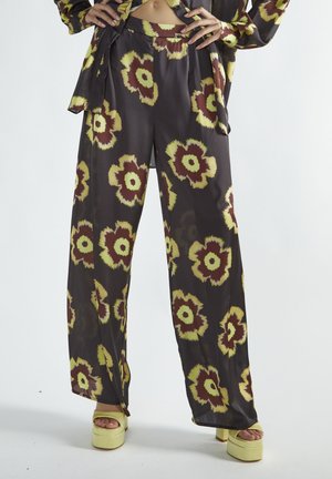 WIDE LEG - Bukser - black amber yellow flower