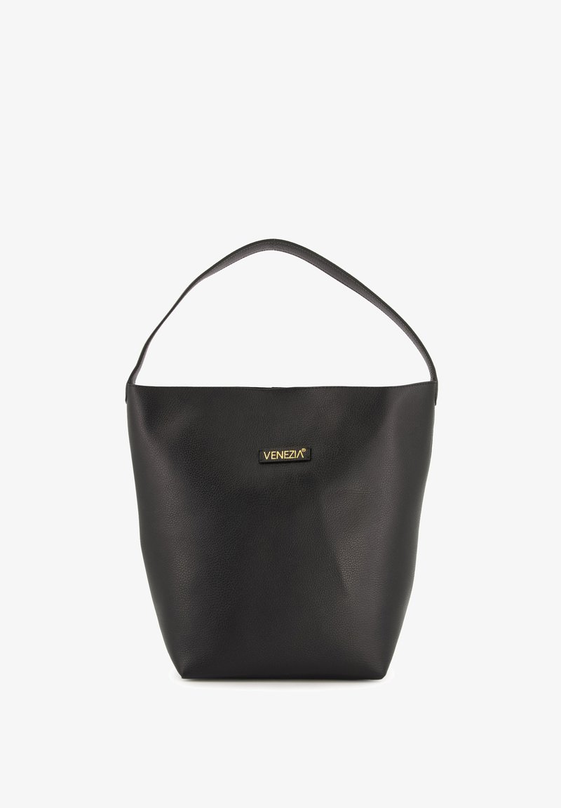 Schlichte schwarze Ledertasche mit strukturierter Form, einem einzelnen schwarzen Griff und einem goldenen Logo-Akzent auf der Vorderseite. Glatte Textur mit minimalen Details.