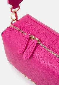 Valentino Bags PATTIE - Mala a tiracolo - fuxia
