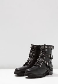 Steven New York Botines camperos - black