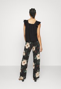 Vero Moda Camicetta - black