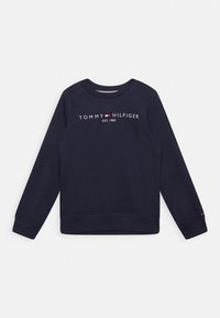 Granatowa bluza wykonana z bawełny, z długimi rękawami, okrągłym dekoltem oraz nadrukowanym logo z napisem "TOMMY HILFIGER EST. 1985" z przodu.