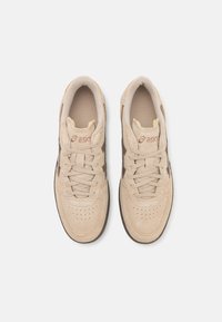 ASICS SportStyle SKYHAND OG UNISEX - Baskets basses - feather grey/taupe grey