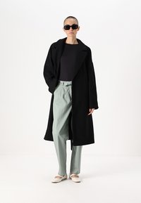 Gina Tricot Petite Klasični plašč - black