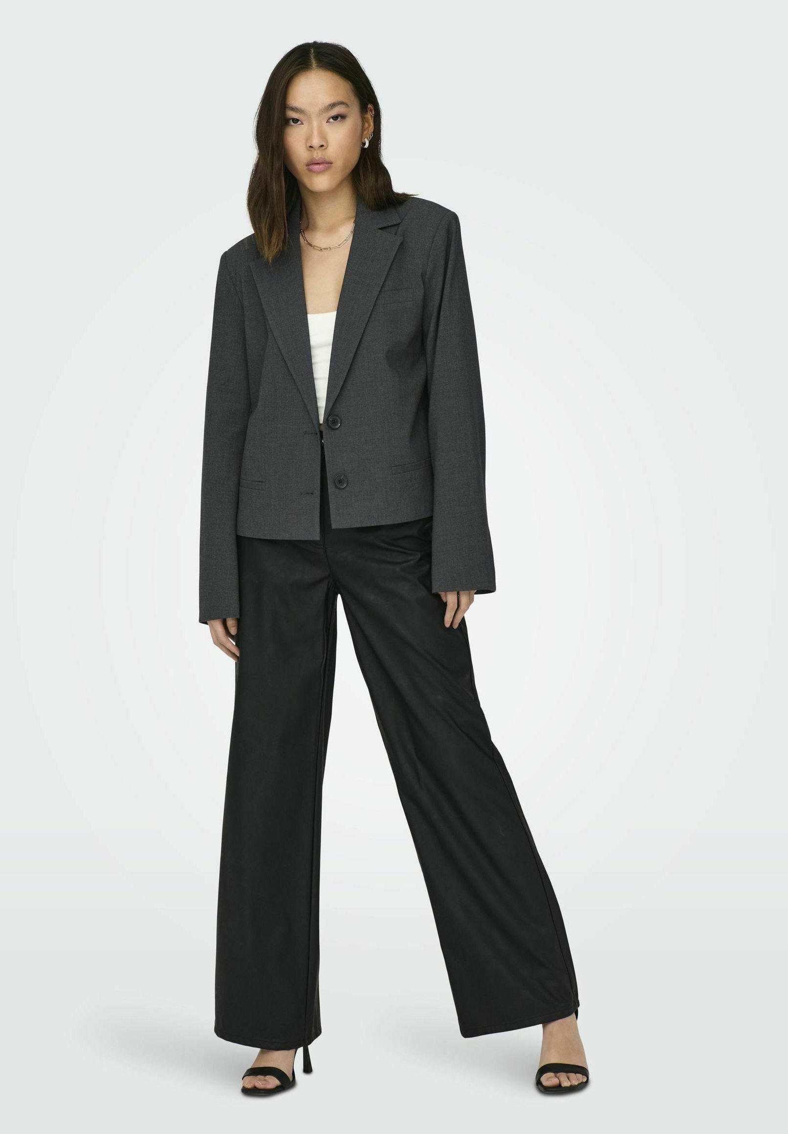 ONLY Damen Blazer Onlalana Langarm Mit Kurzer Krawatte – Stilvoller TLR Blazer Für Deinen Alltag