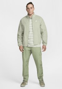 Nike Sportswear HARRINGTON - Vasaras jaka - jade horizon white)