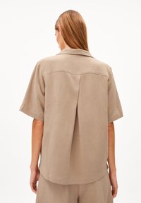 ARMEDANGELS MAAITE LINO - Overhemdblouse - cinnamon dust