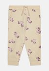 NMNBILLIE PANT UNISEX - Pantalon classique - summer sand