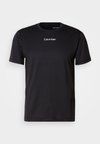 - T-shirt basic