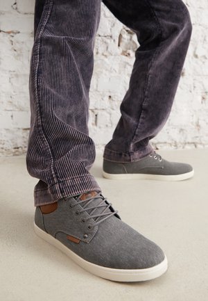 Casual lace-ups - grey