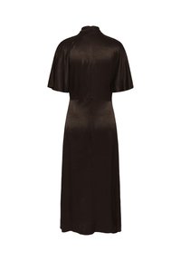 Robe midi en satin marron avec manches courtes volantées, col haut et taille cintrée, offrant une silhouette fluide et élégante.