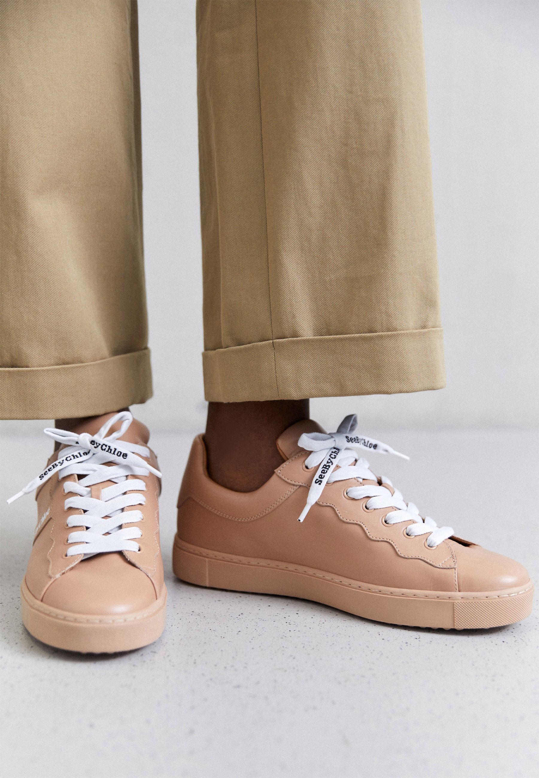のも様。SEE BY CHLOE See by Chloé ESSIE - Sneakersy niskie/piaskowy - Zalando.pl