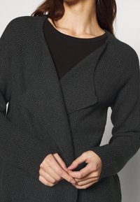 VILA Kofta - grey
