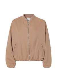 - Kurtka Bomber