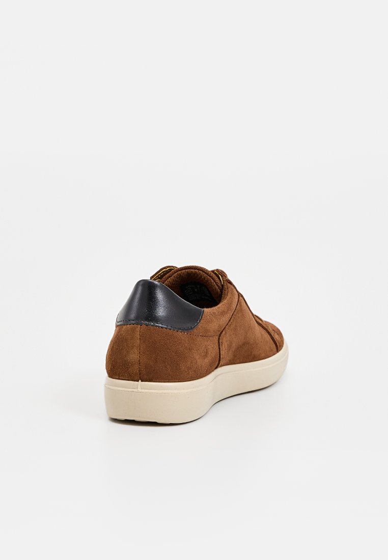 Sneaker low