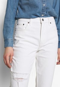 Abercrombie & Fitch Jeans slim fit - destroyed denim