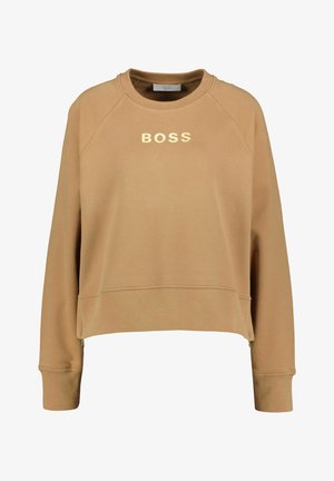 Sweat-shirt camel à manches longues et col rond, avec "BOSS" imprimé en lettres dorées au centre de la poitrine.
