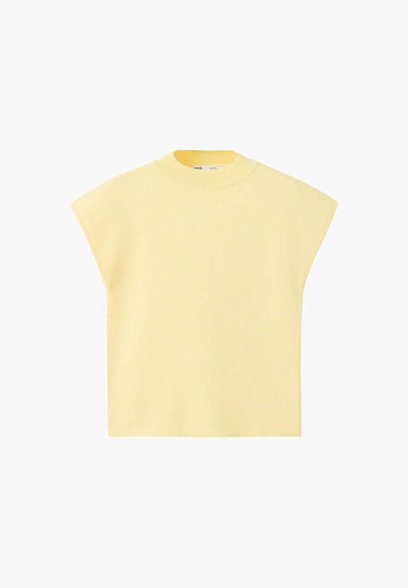 Haut sans manches tricoté jaune clair avec col rond haut et coupe ample sur fond blanc.