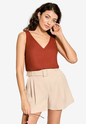 SHIRRED STRAP V NECK SWING - REGULAR FIT - Blúzka - rust red