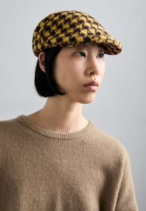 Borsalino BERRETTO PIATTO SFODERATO LOGO BANDIERINA - Gorro - yellow
