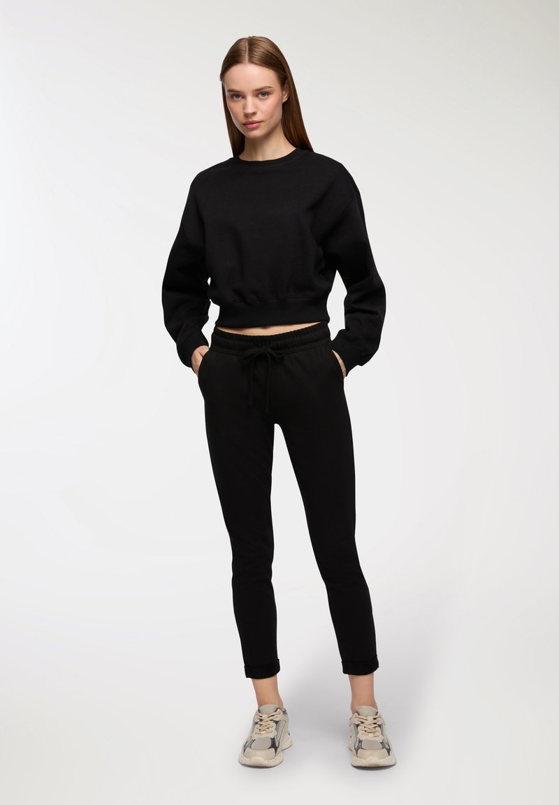 Felpa Crop Top Donna Oversize A Maniche Lunghe – Girocollo, Casual E Sportiva Per Allenamento