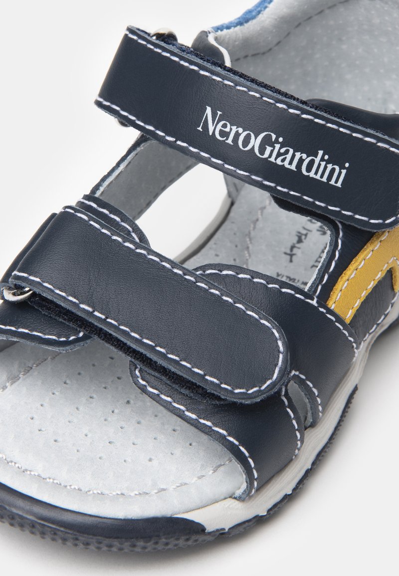 Kinder Sneaker | NeroGiardini Trekkingsandale incanto/blau - OI30172 Kinder Sneaker | NeroGiardini Trekkingsandale incanto/blau - OI30172