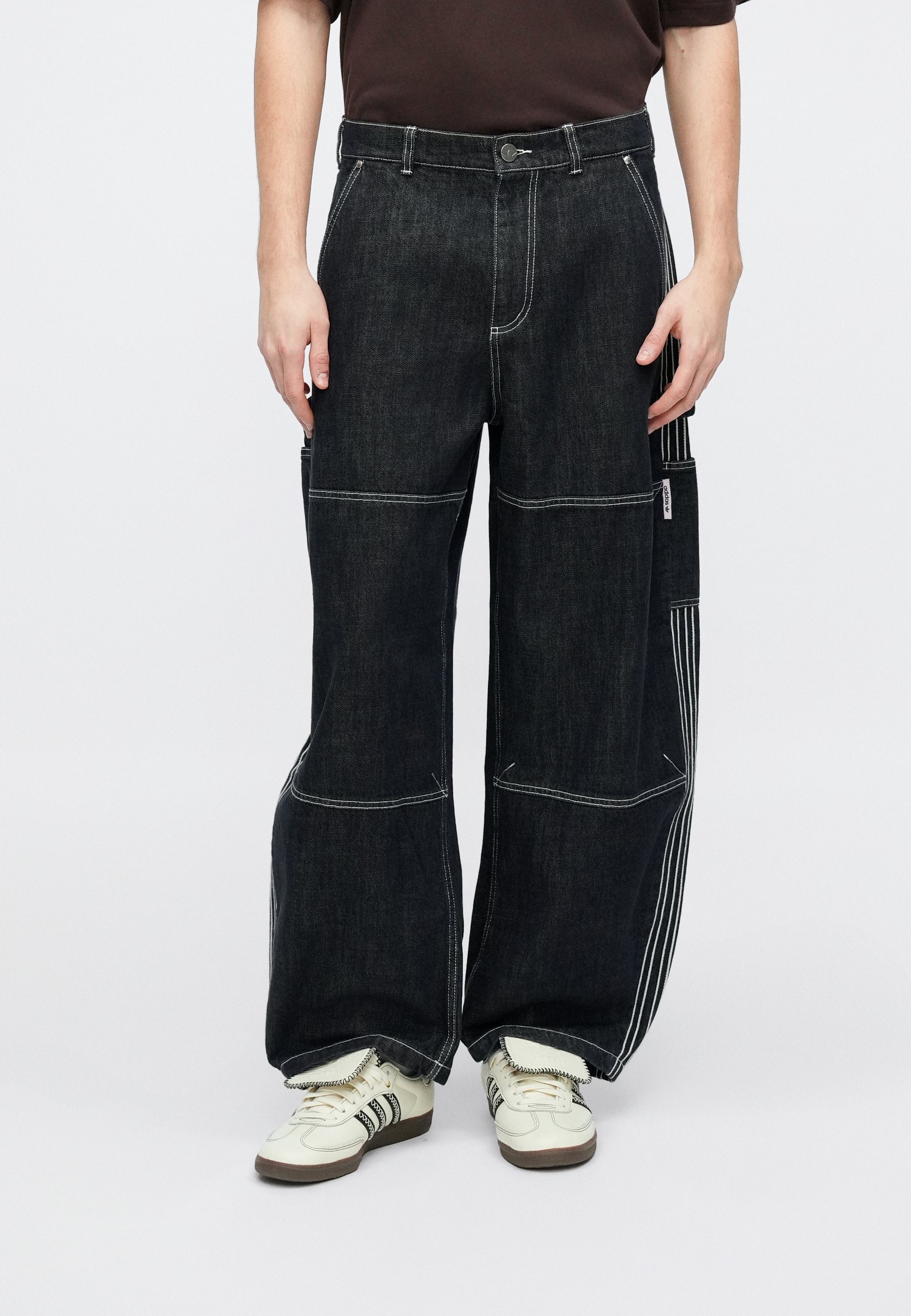 Atraskite – adidas Džinsai internetu | ZALANDO