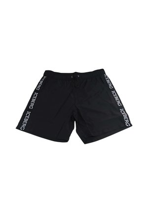 Costume da bagno nero da uomo con vita elastica e testo bianco "ICEBERG" che scorre verticalmente lungo entrambi i lati esterni.