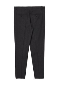 Pantalons noirs sur mesure en tissu texturé, dotés de deux poches arrière avec boutons et d'une coupe ajustée.
