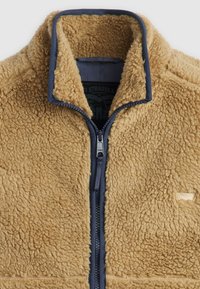 Levi's® SUMMIT SHERPA - Liemenė - harvest gold